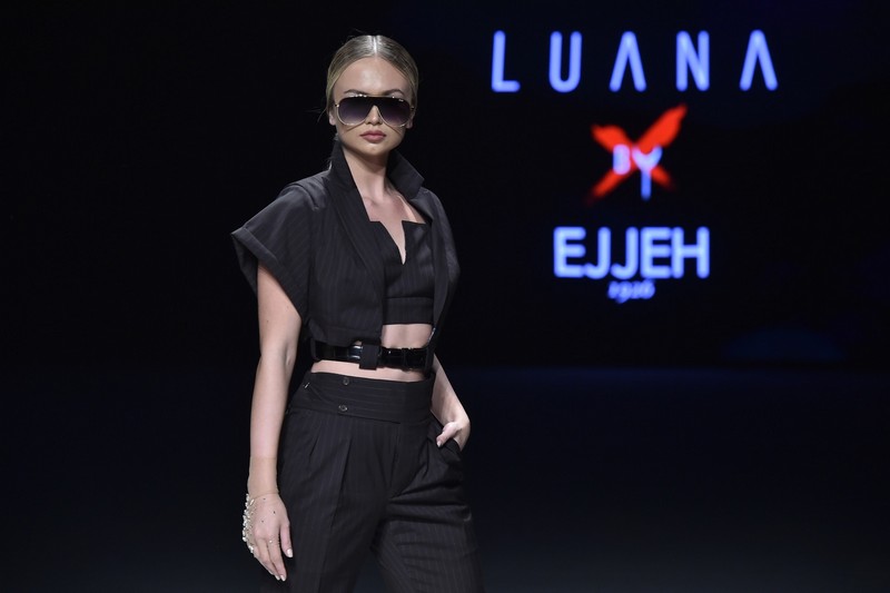 Designers & Brands Fashion Shows